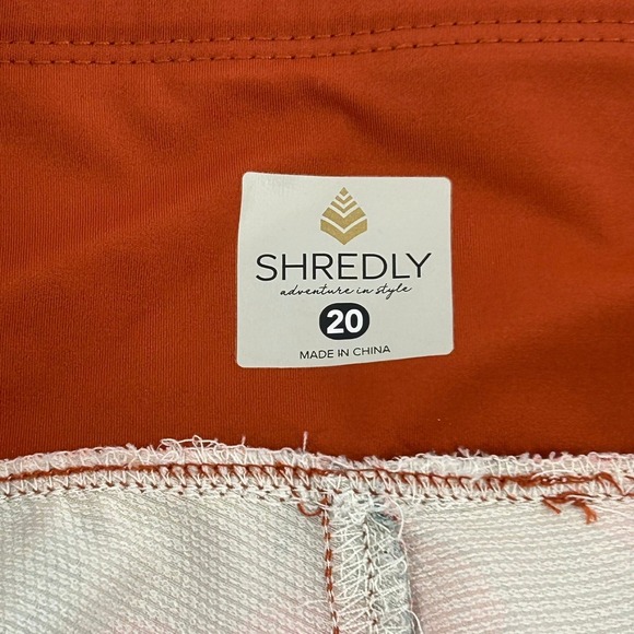 SHREDLY Limitless Stretch High Rise Waistband Margie Floral Print Shorts Size 20 - Picture 2 of 4